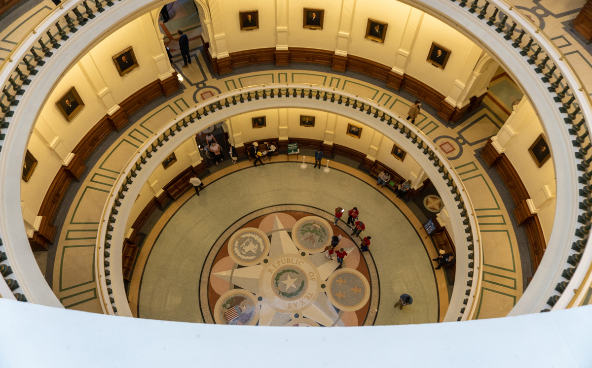 Texas State Capitol, Looking down...