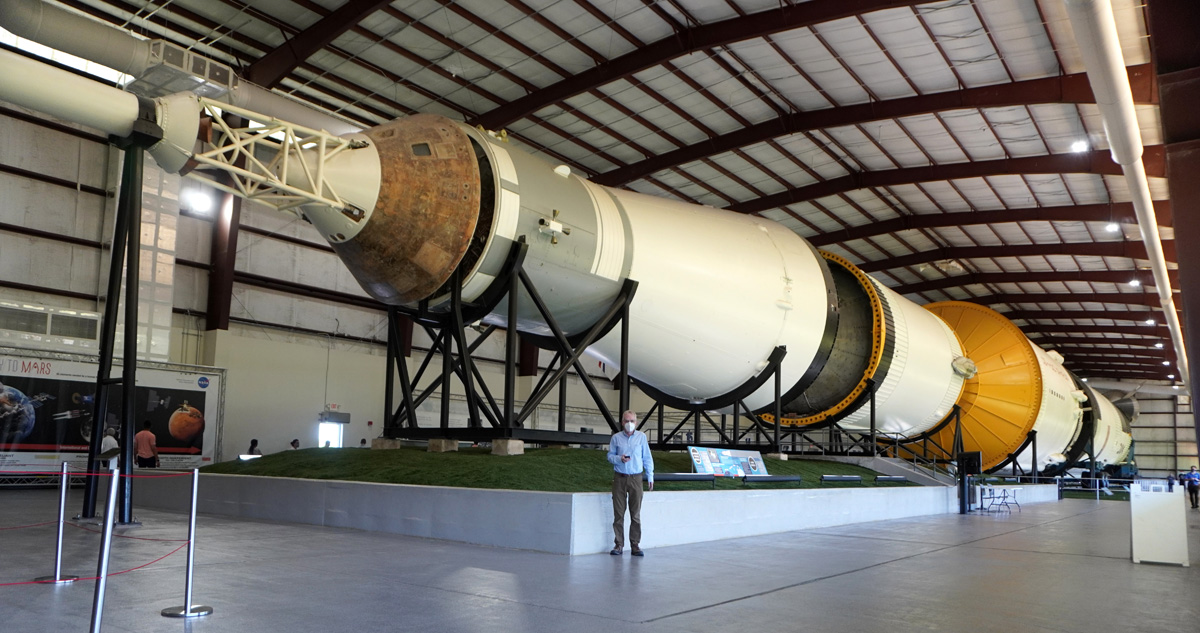 Houston Space Center: Saturn V Temple