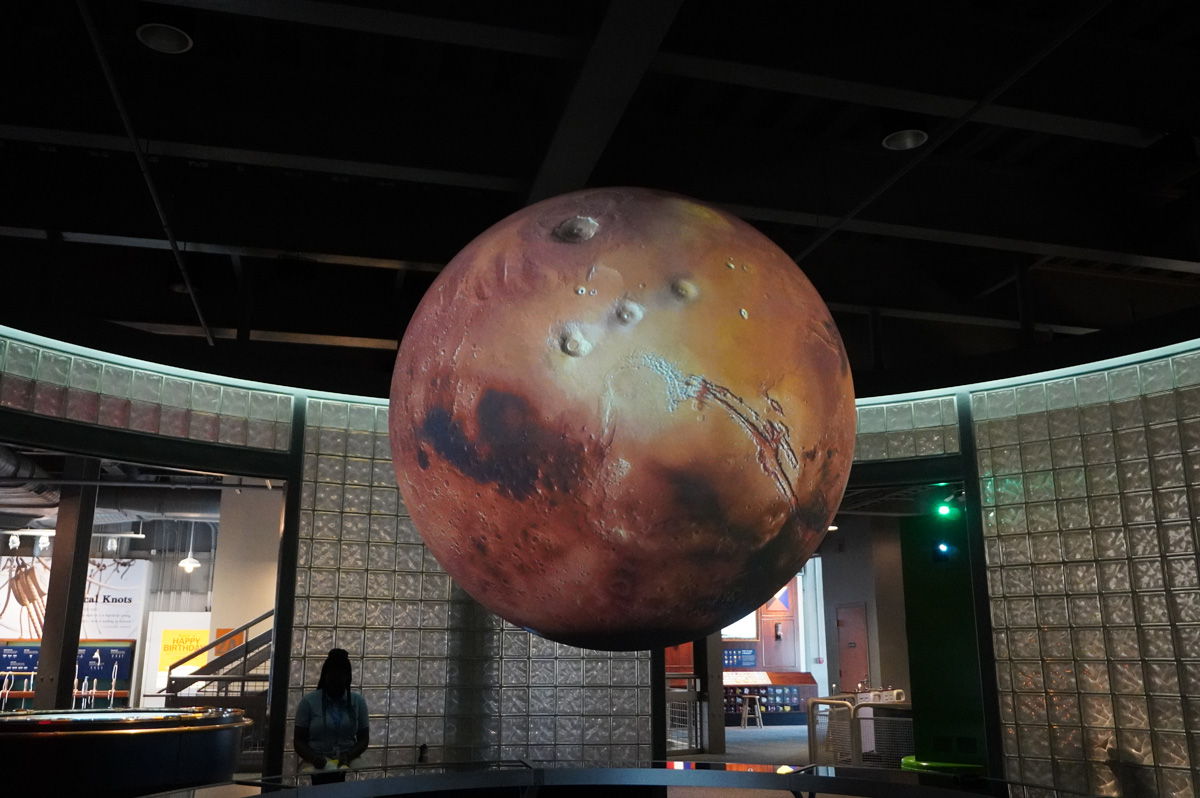 Mobile, Gulfquest Museum: Mars A 3D projection onto a hanging sphere
