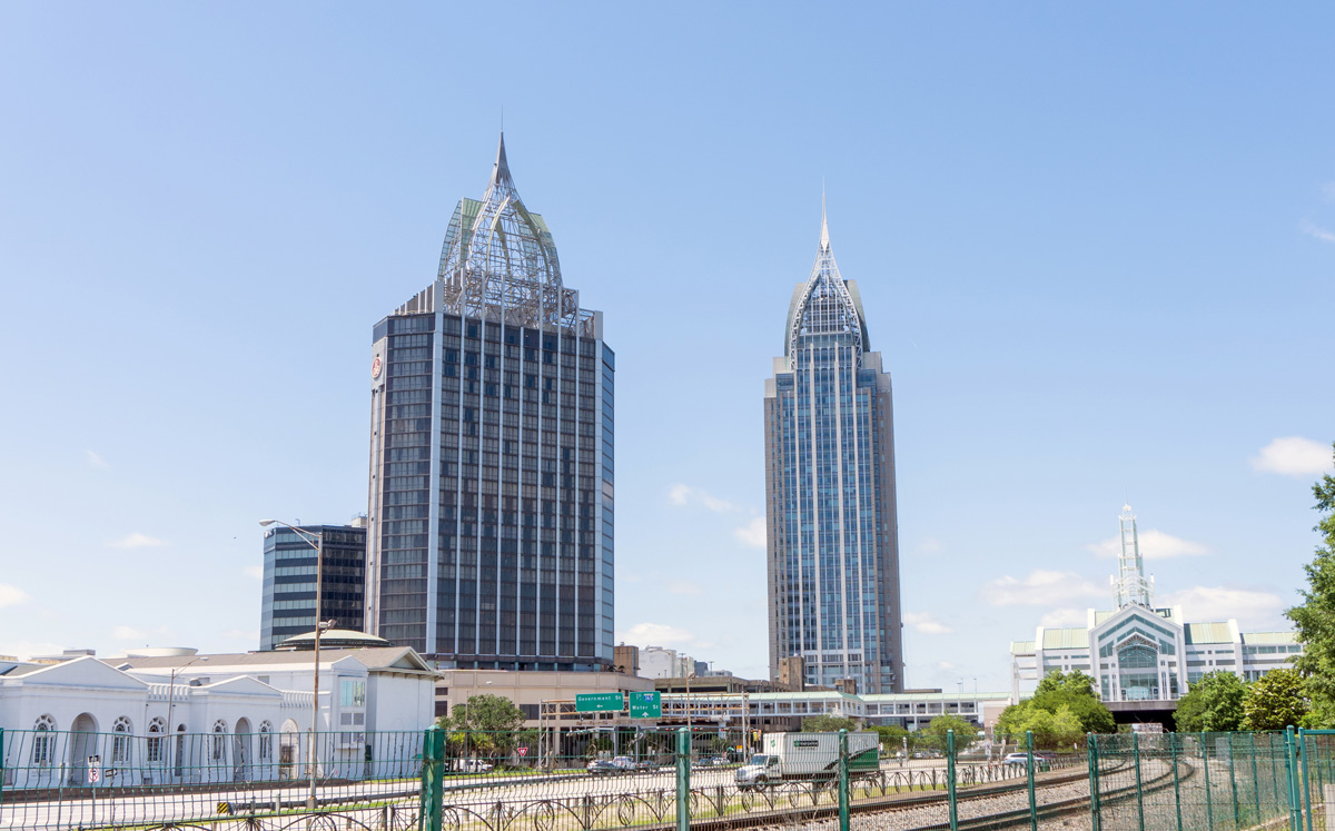 Mobile, Downtown: Two Renaissance Towers