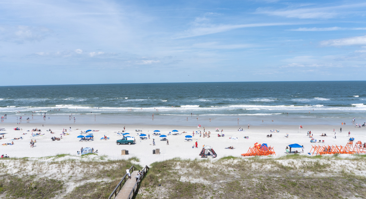 Jacksonville, Beach view from Four Points by Sheraton