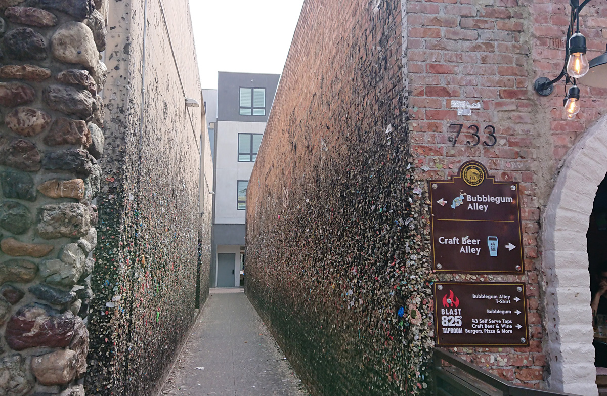 San Luis Obispo, Bubblegum Alley, a local Eccentricity