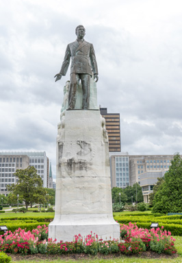 Huey Long statue, Baton Rouge, Louisiana May 2021