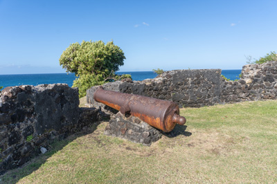 Fort l’Olive: Cannon, French Guiana++, December 2022