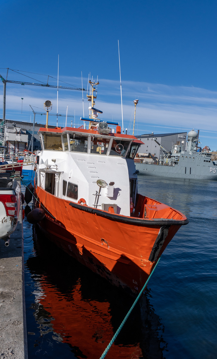 Disko Bay Glacier Cruise, The Disko Line <i>Najaaraq Ittuk</i> With strong steel sides.