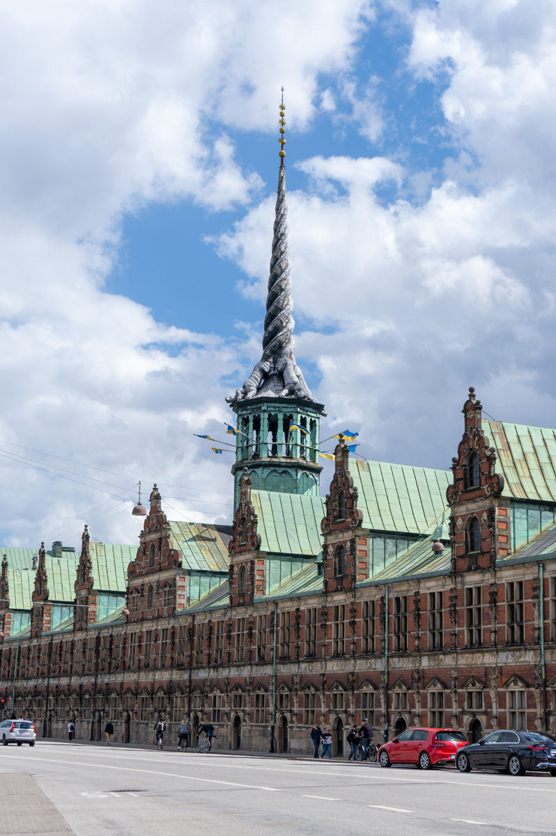 Copenhagen, Old Bourse Tower Four intertwined dragons