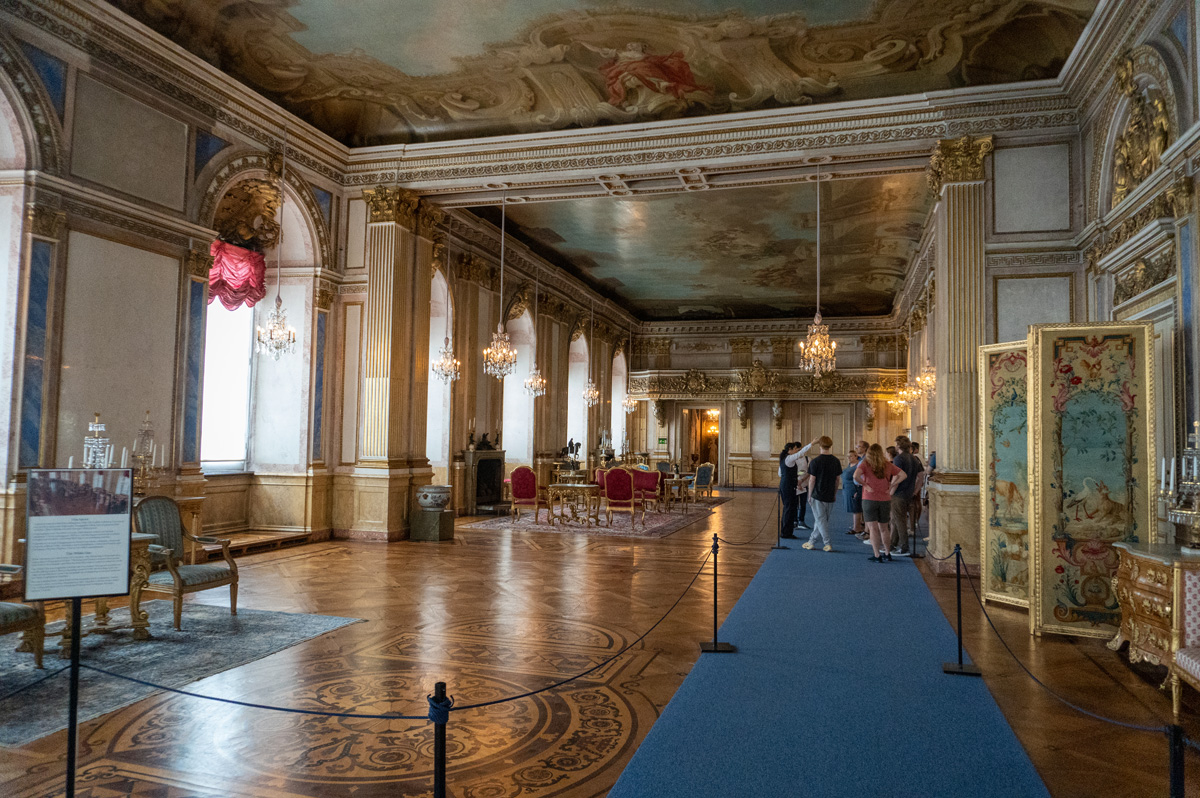 Stockholm: Royal Palace (Kungliga slottet), The "White Sea Hall".
