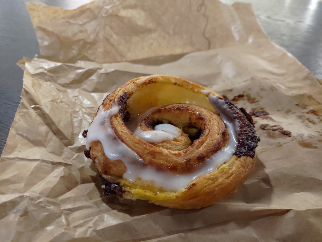 Food: Danish Pastries, Copenhagen: Kanelsngel With some chocolate overlap from a nearby Direktorsnegl