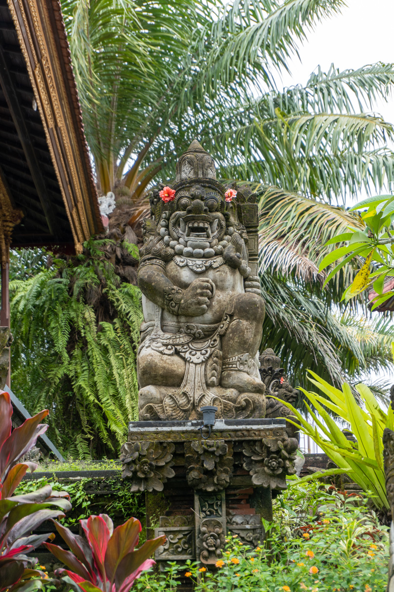 Around Central Ubud, Ubud Palace