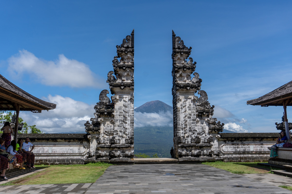 Lempuyang Temple, Iconic view through "Gate of Heaven" to Mount Agung