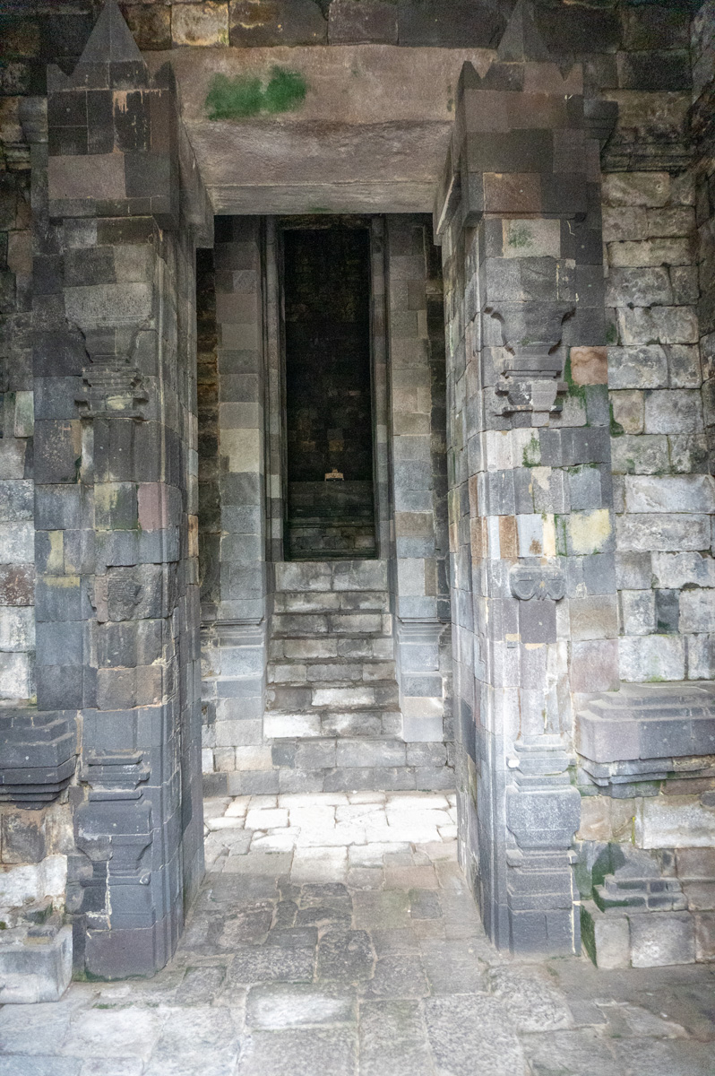 Candi Sewu, View to altar in central tower