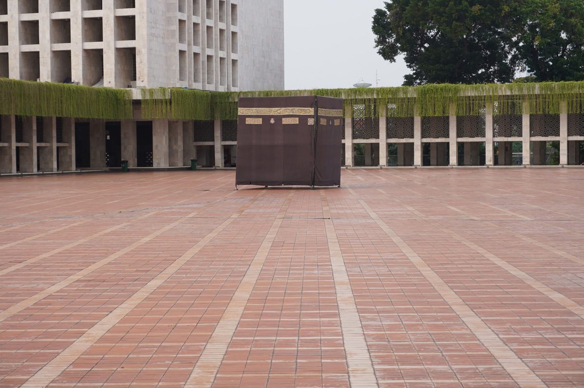 Istiqlal Mosque, Replica Kaaba, for pilgrimage rehearsals