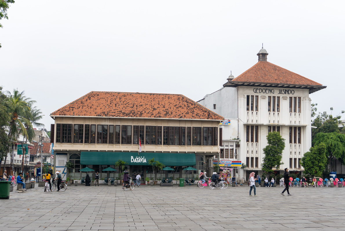 Dutch Batavia: Fatahillah Square, Cafe Batavia