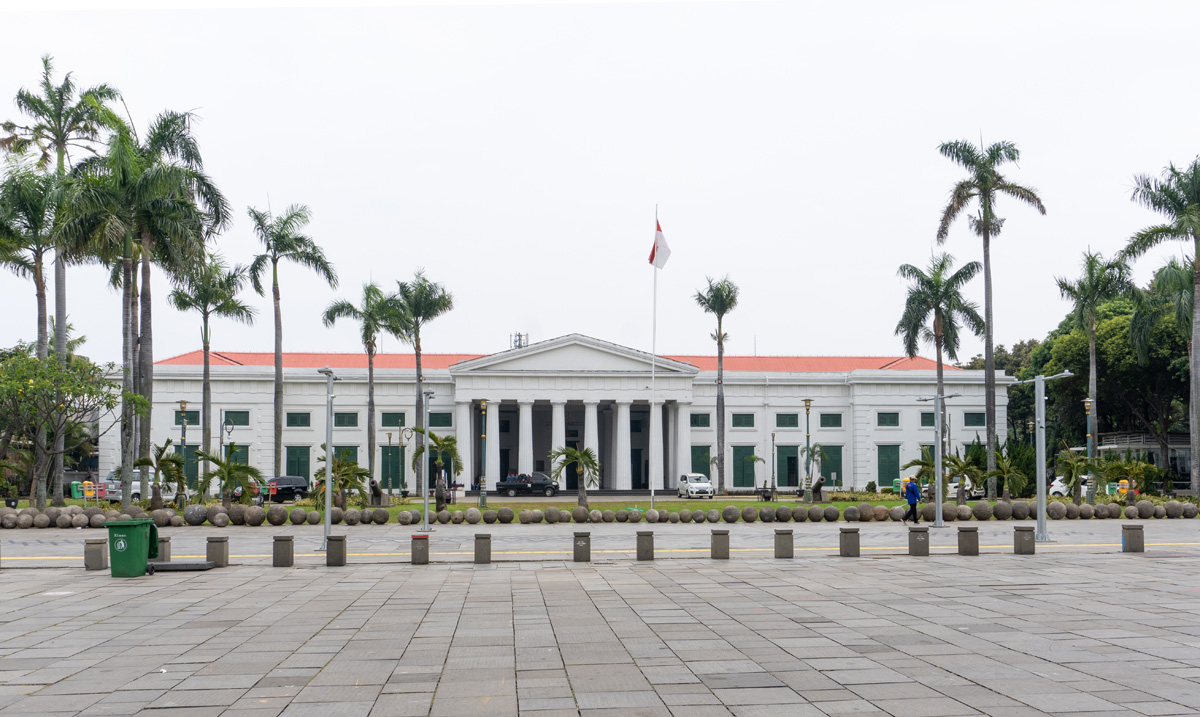 Dutch Batavia: Fatahillah Square, Old Palace of Justice Now Fine Art and Ceramic Museum