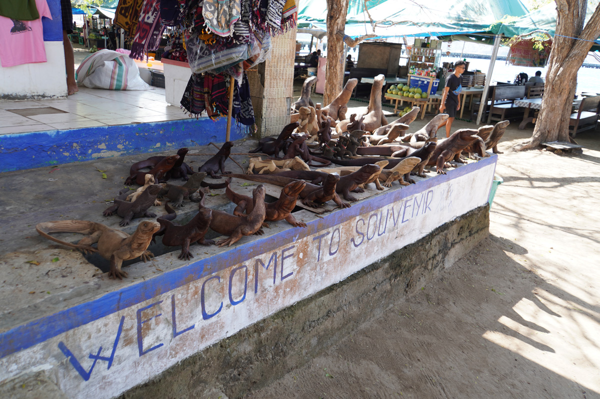 Around Komodo Island, Start of the Souvenir Stalls