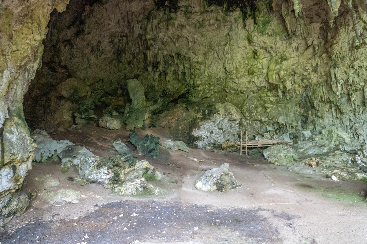 Liang Bua "Hobbit Cave"</b>