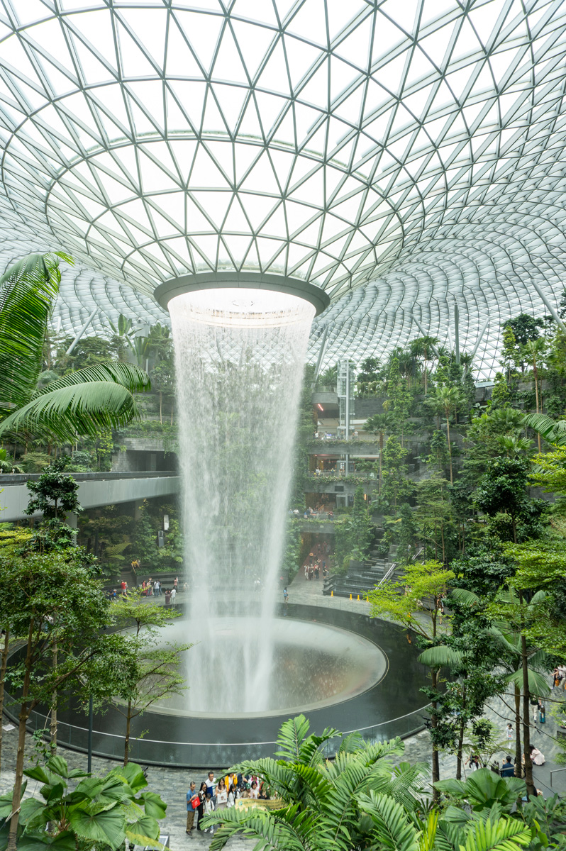 Singapore Airport: The Jewel