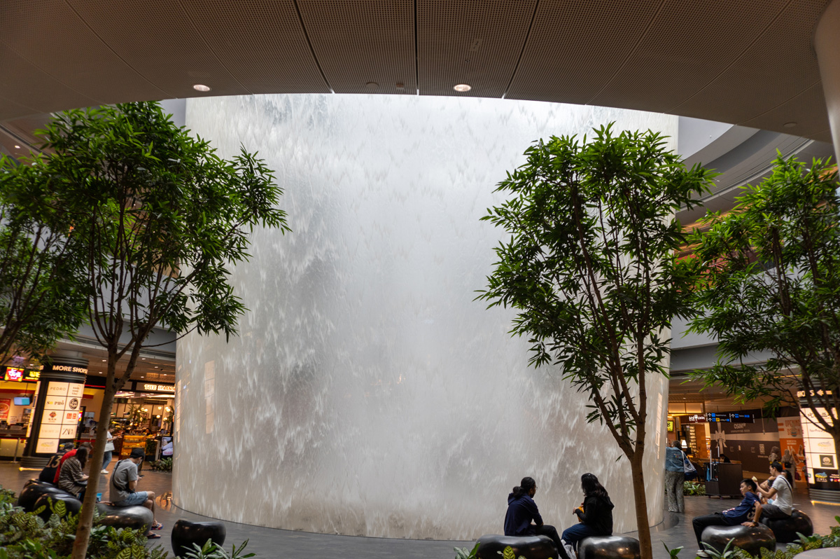 Singapore Airport: The Jewel, Basement view of Waterfall It