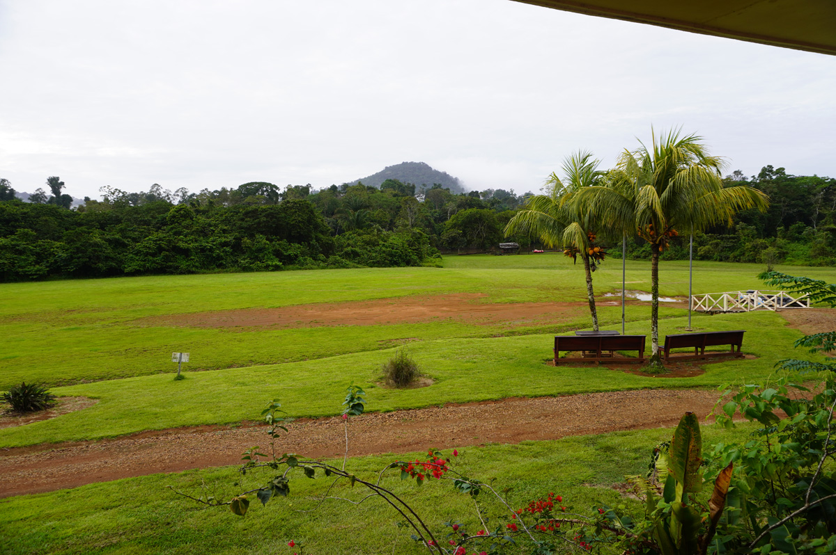 Kabalebo Nature Resort, Well-manicured Kabalebo Airstrip