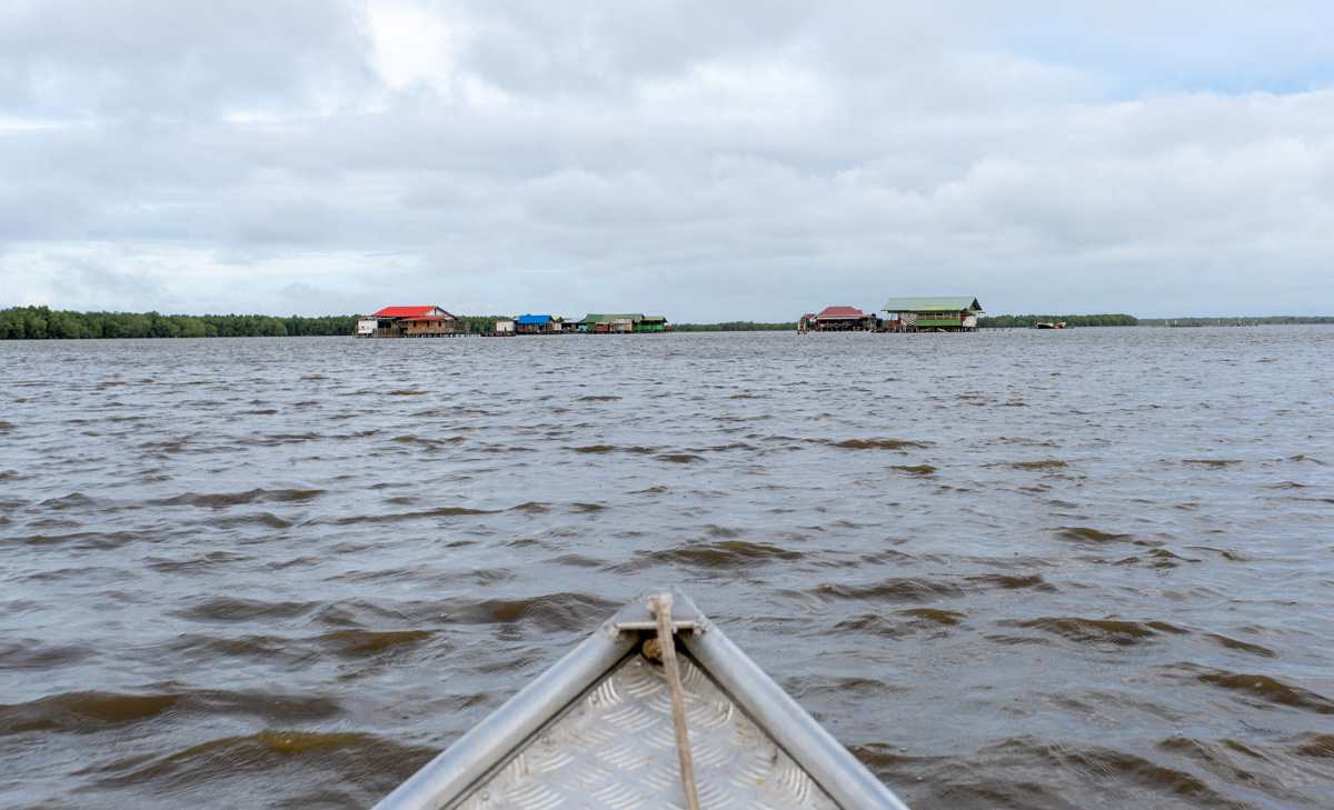 Tour to Nieuw Nickerie, Bigi Pan Lake The South End has many small cafe/social huts on stilts