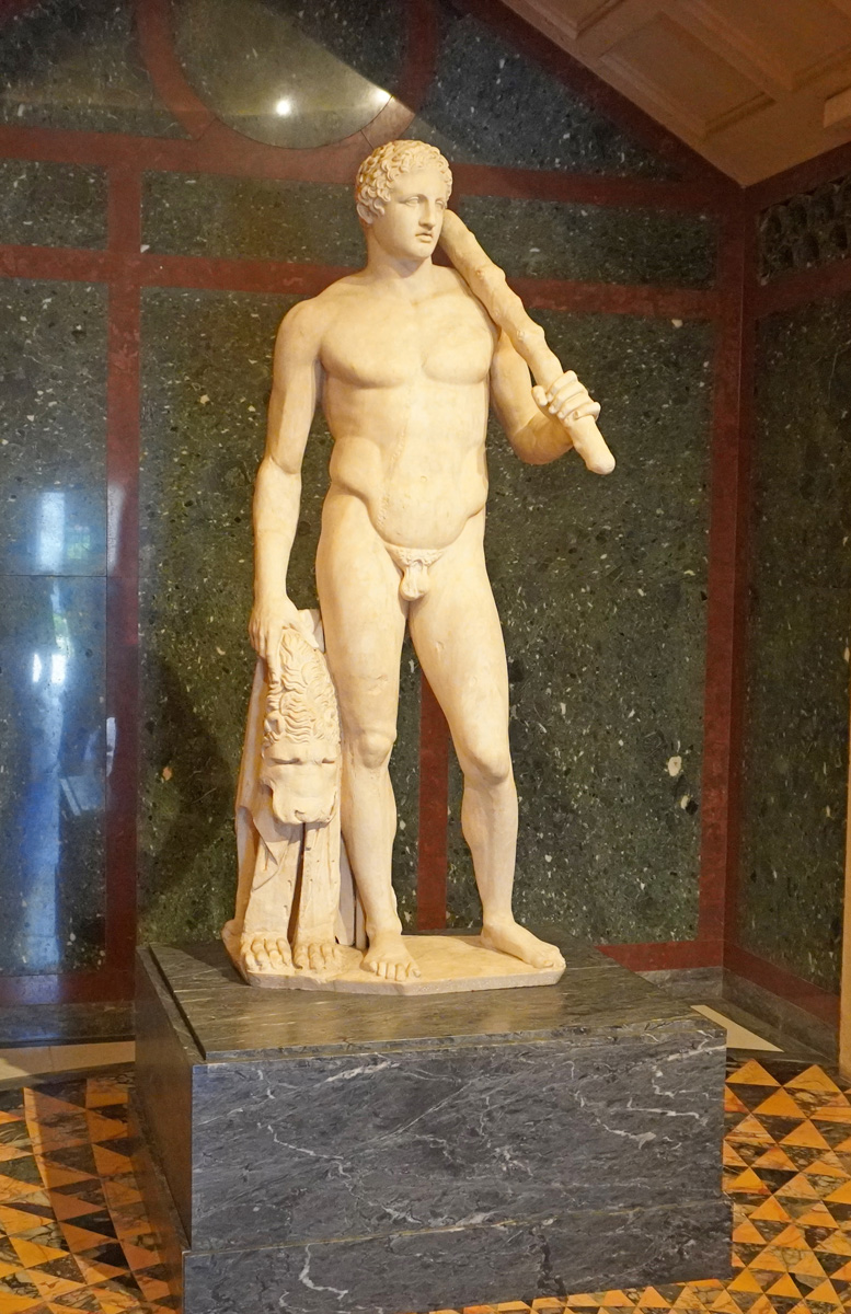 The Getty Villa, Lansdowne Hercules.  ~125 AD, Tivoli