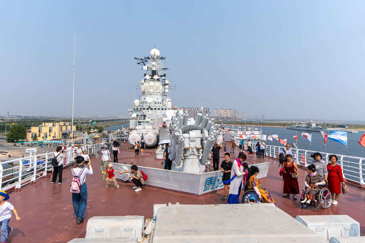 The <i>Kiev</i>, View back from near the prow
