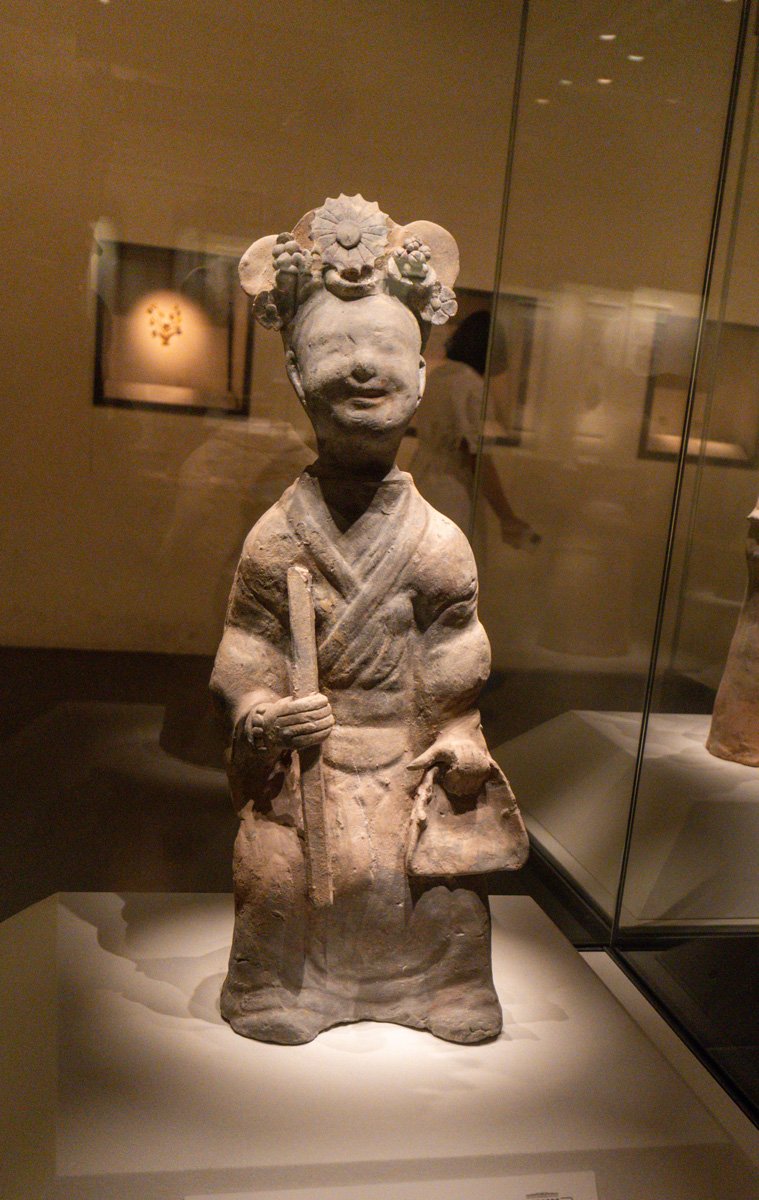 Beijing: National Museum - Ancient treasures, Pottery Female Attendent (1st c BC)
