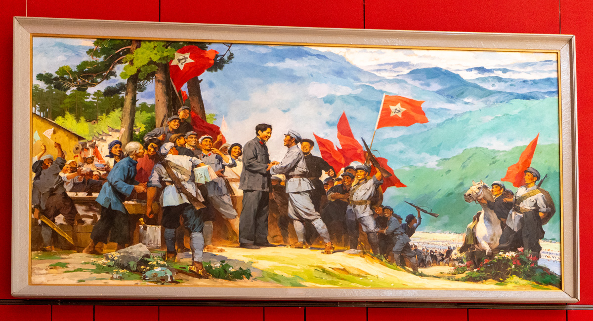 Beijing: National Museum - The Road of Rejuvenation, A young Mao meets soldiers