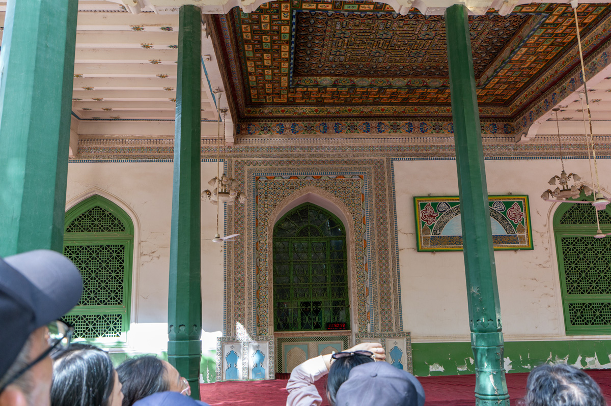 Kashgar, Id Kah Mosque: Outside Prayer Hall
