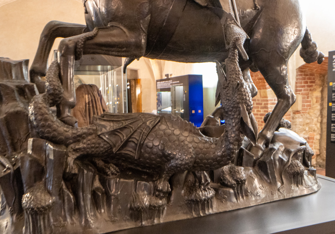Prague Castle, The Dragon