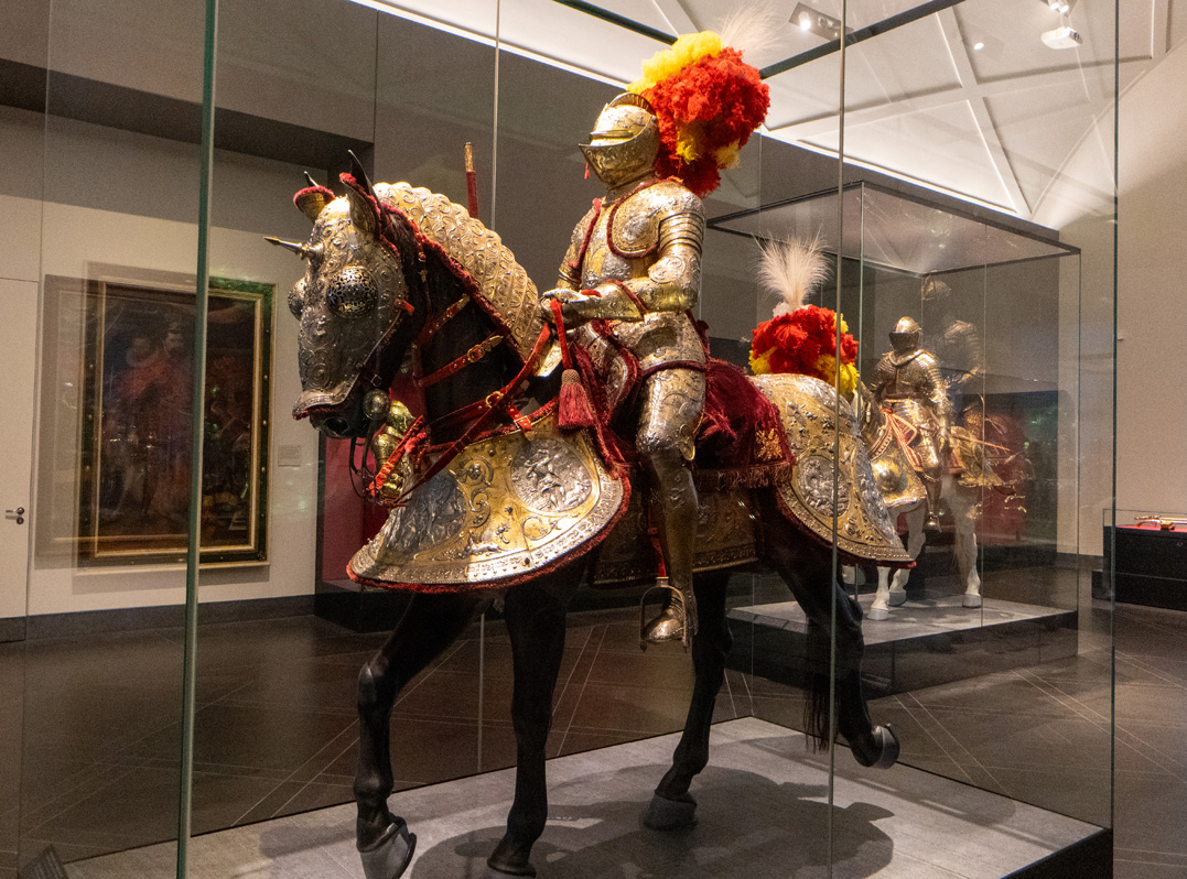 Dresden: Residenzschloss (Royal Palace, Parade armor made for Eric XIV of Sweden, 1563.