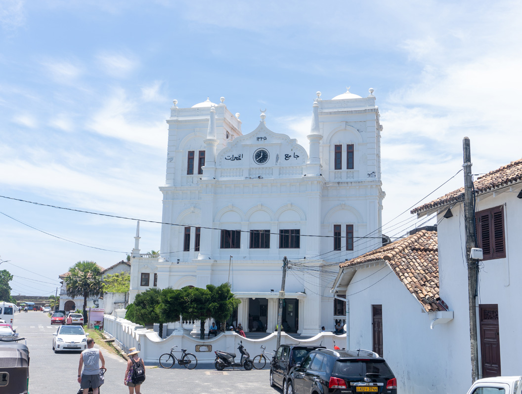 Galle Fort, Oddly church-like Mosque
