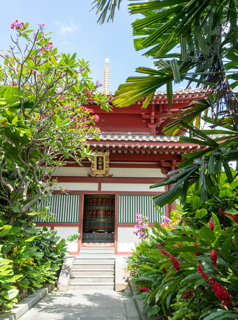 Singapore, Rooftop Shrine