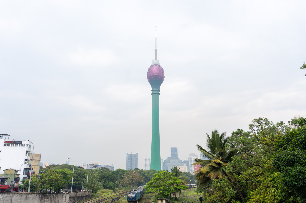 Colombo: Fort and Pettah, Lotus Tower
