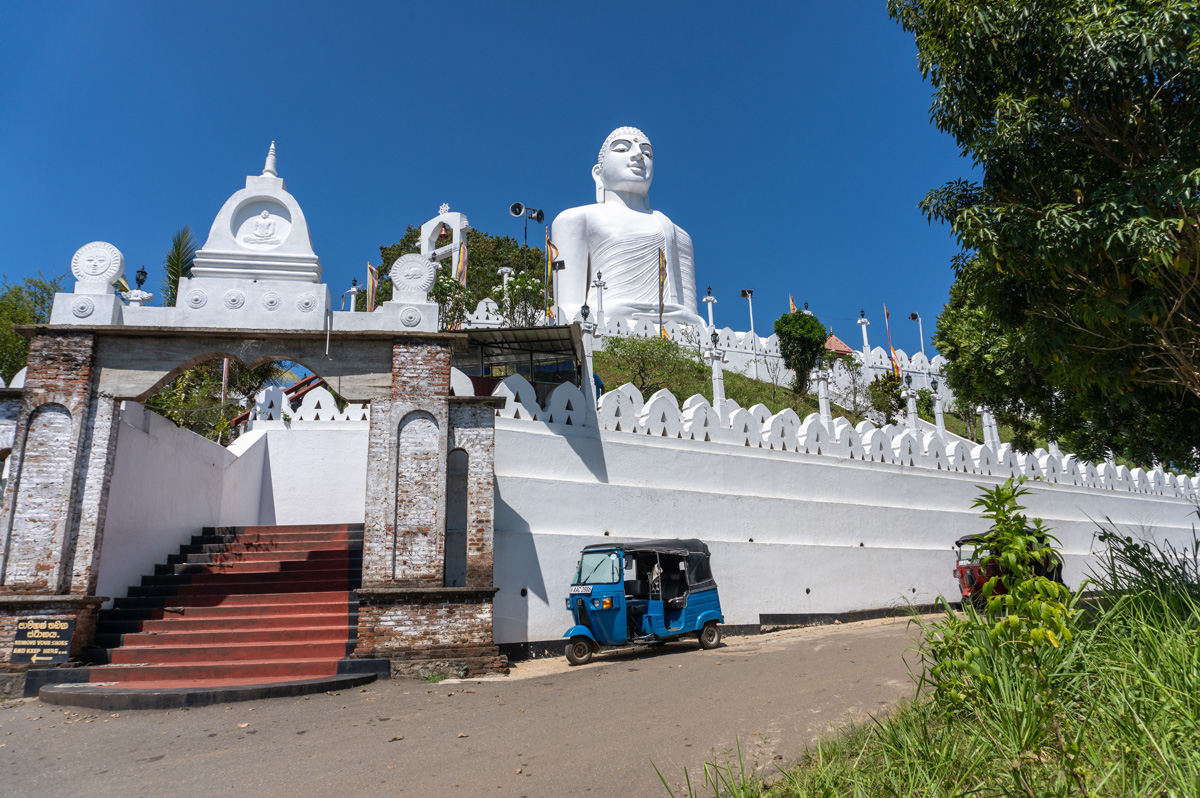 Around Kandy, Sri Maha Bodhi Maha Viharaya temple