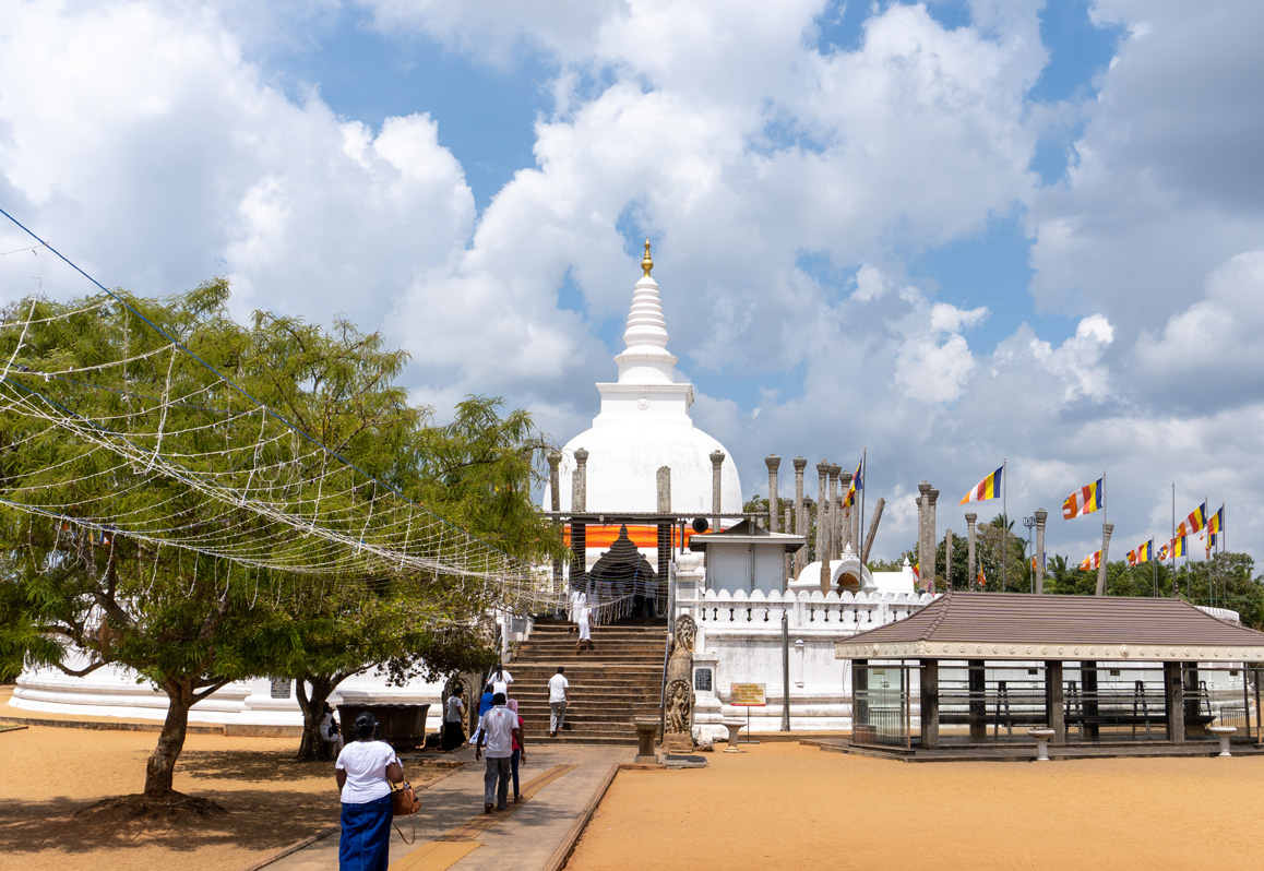 Anuradhapura, Thuparama Stupa (from 2nd c BCE) The oldest stupa in Sri Lanka