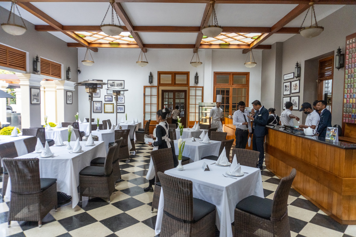 Nuwara Eliya: "Little England", Tea Room at the Grand Hotel