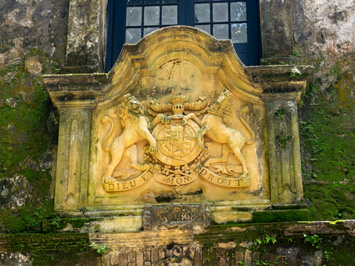 Old Fort Gate: Exterior crest: British Arms, Galle Fort, 2023 Sri Lanka++