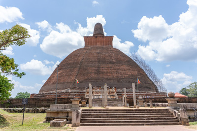 Giant Jetavanarama Stupa (from 3rd c) The largest stupa in Sri, Anuradhapura, 2023 Sri Lanka++