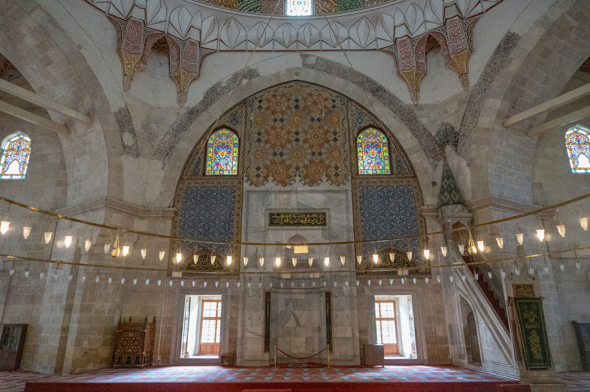 Edirne: Üç Şerefeli Mosque, Üç Şerefeli Mosque interior