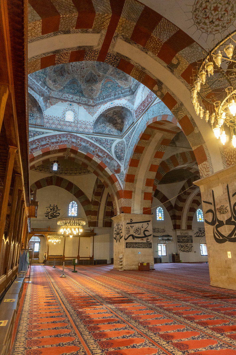 Around Edirne, Old Mosque interior