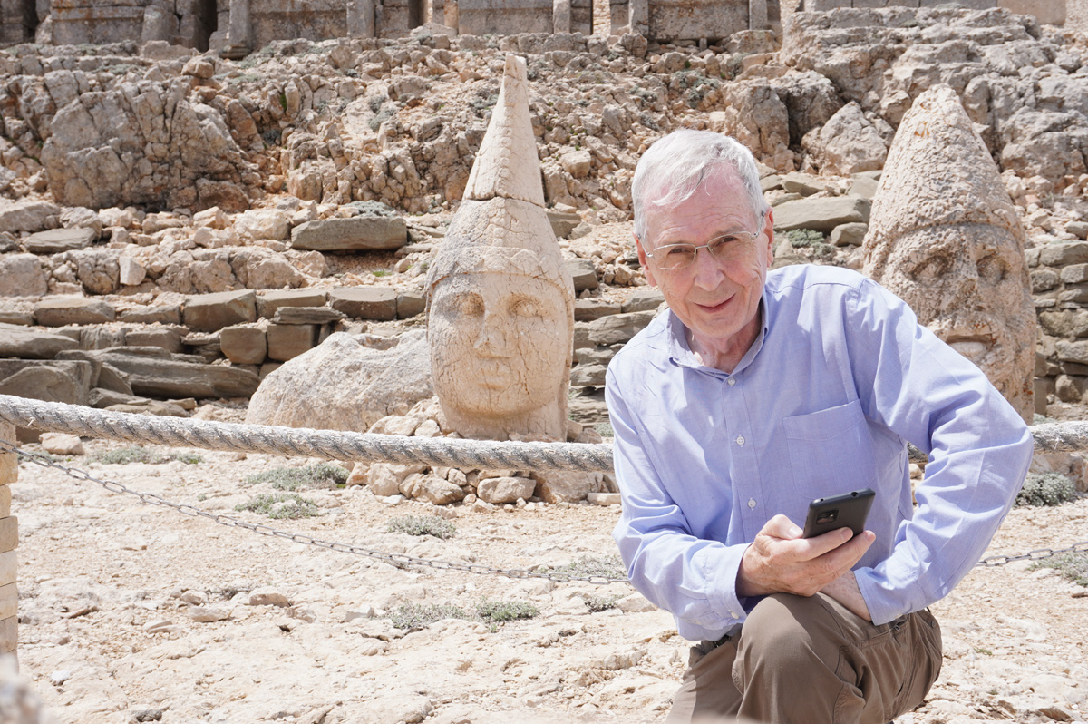 Mount Nemrut, Graham at the scene of the crime