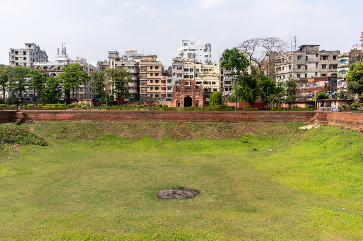 Dhaka, Wall of Lalbagh Fort