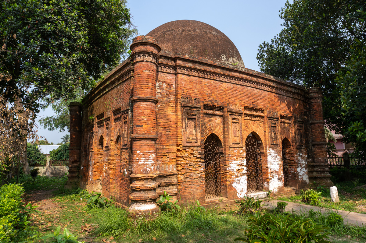 Sonārgaon Tour, Historic Goaldi Mosque (1519)