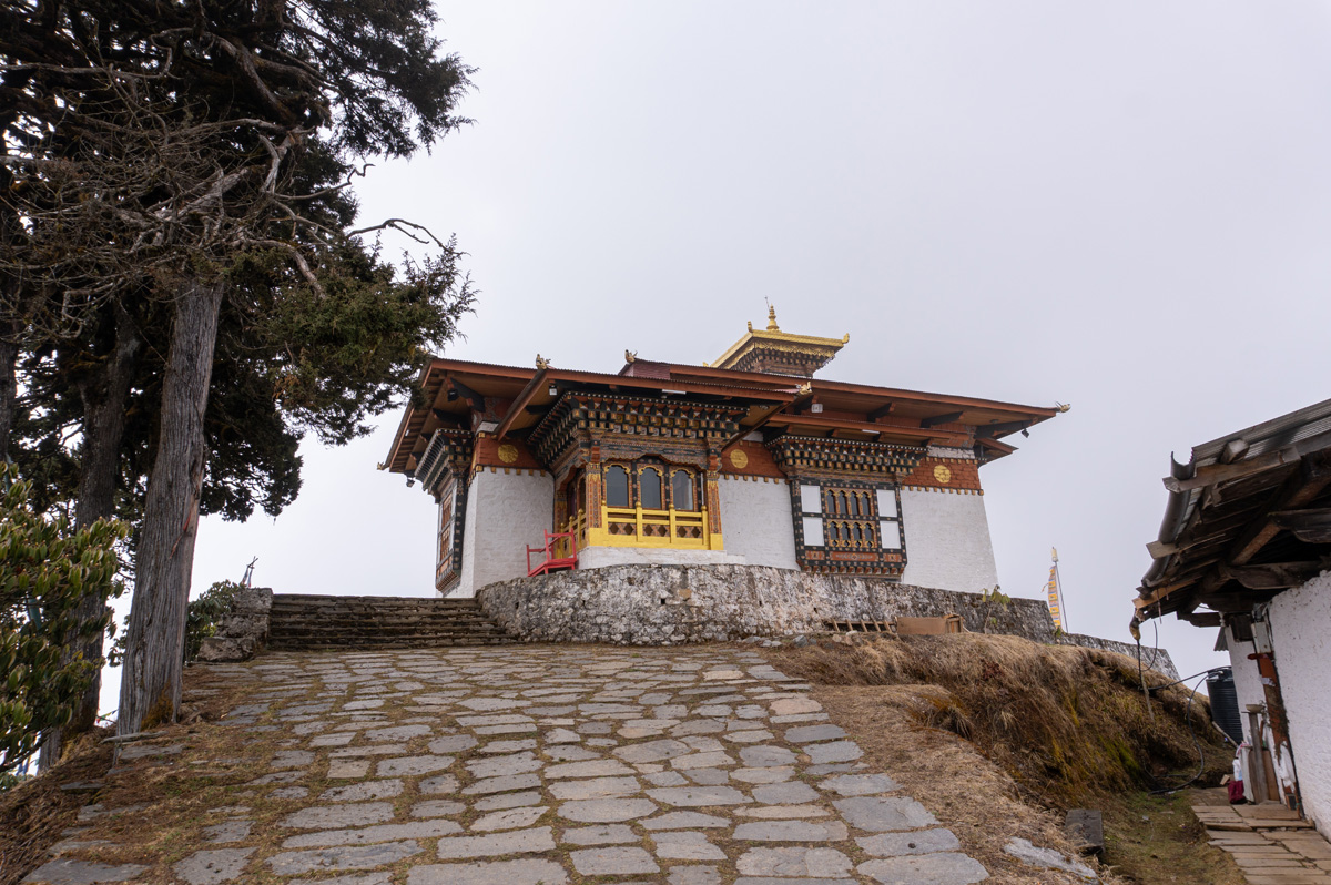 Lungchutse Goemba Hike, Lungchutse Goemba shrine Where I rolled an auspicious 3-3-3 on their 3d6