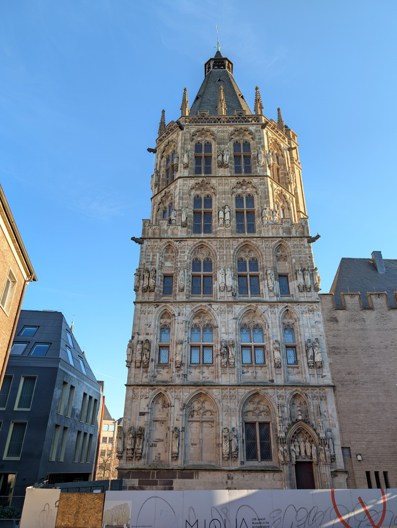 Around Cologne, Historic Rathaus