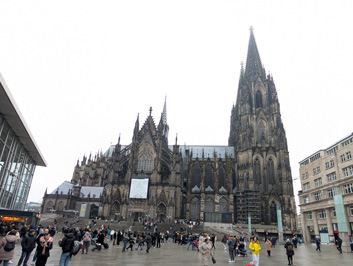 Cologne Cathedral On a slightly misty ChristmasDay, Cologne++, December 2024