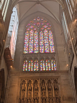 Modern abstract stained glass, Cologne Cathedral, Cologne++, December 2024