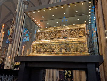 Shrine of the Three Kings, Cologne Cathedral, Cologne++, December 2024