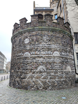 Römerturm (Roman Tower) (from ~50 AD!), Around Cologne, Cologne++, December 2024